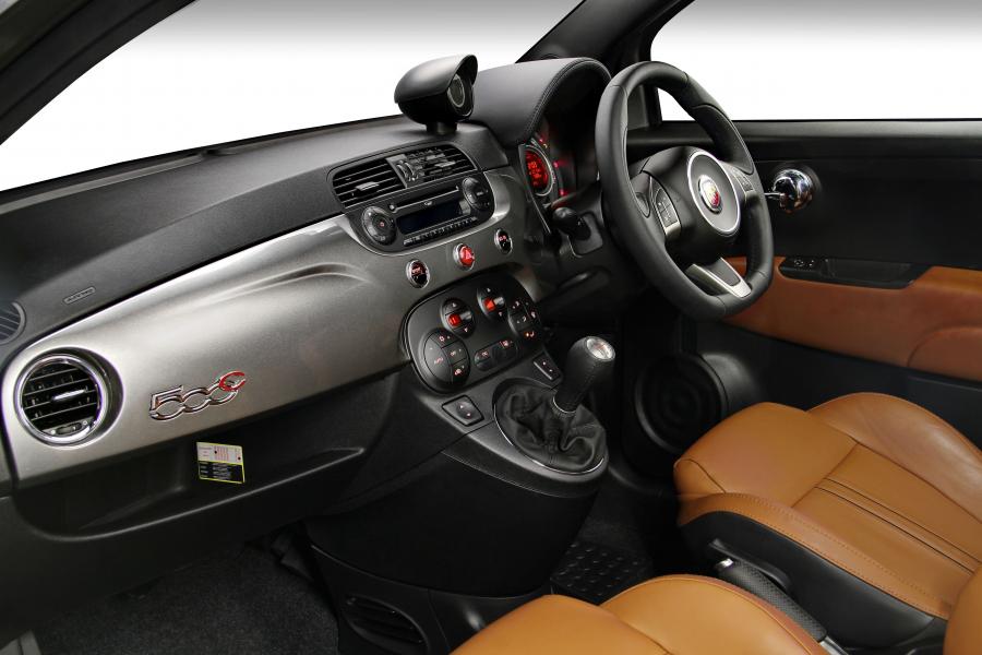 Торпедо Abarth 500C 2012 года  (ZA) (фото 13 из 14)